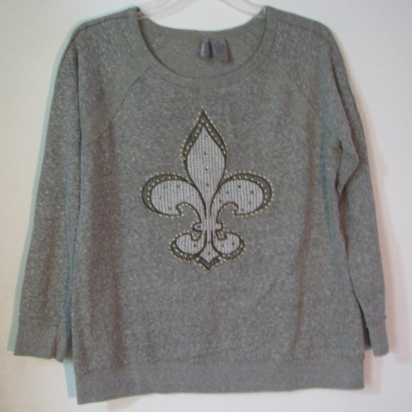new directions Tops - *  2/$15 New Directions Weekend Top Medium Gray Fuzzy Cozy Shirt EUC